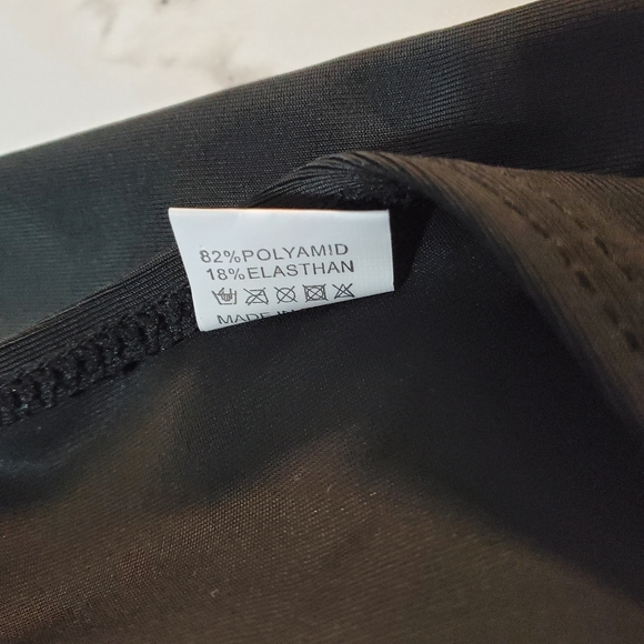 Multi-Colored Leopard Print Halter Top Swimsuit size XL - Picture 15 of 16